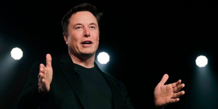 Musk hint op belofte om fortuin weg te geven
